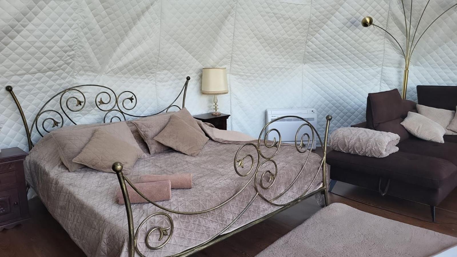 Glamping Pod Orlem 호텔 Cedynia 외부 사진