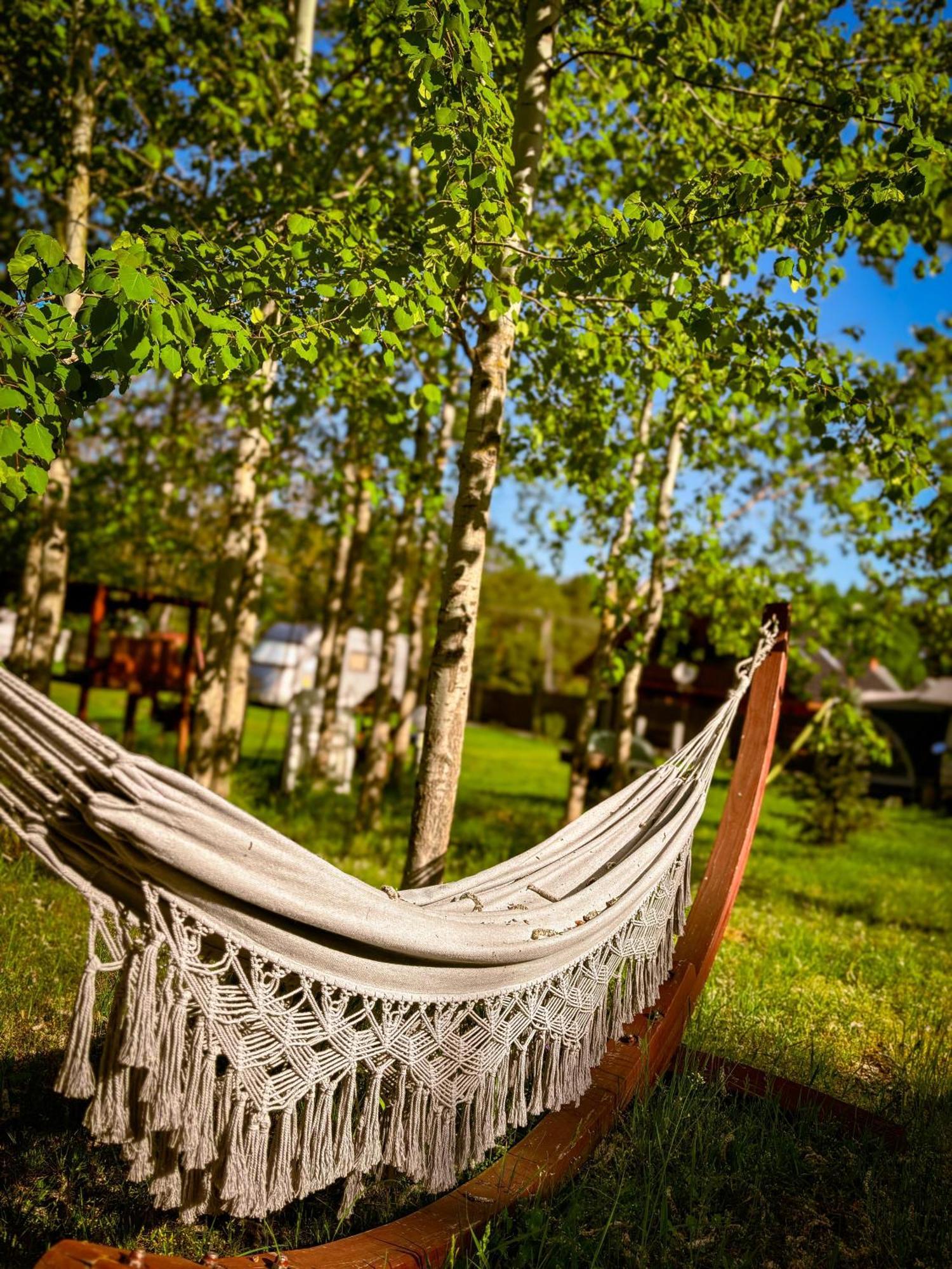 Glamping Pod Orlem 호텔 Cedynia 외부 사진