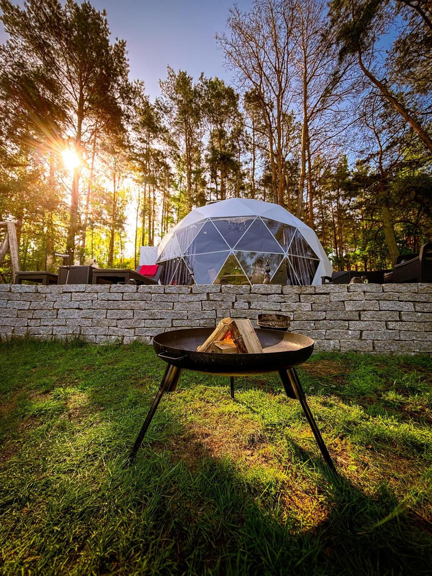 Glamping Pod Orlem 호텔 Cedynia 외부 사진