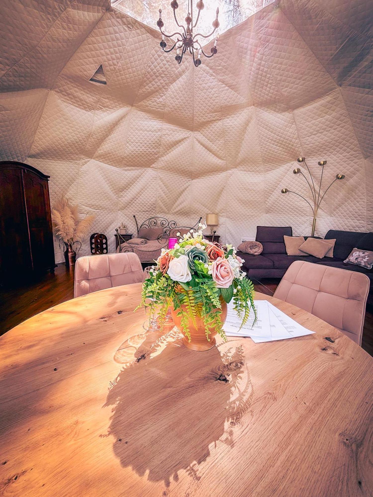 Glamping Pod Orlem 호텔 Cedynia 외부 사진